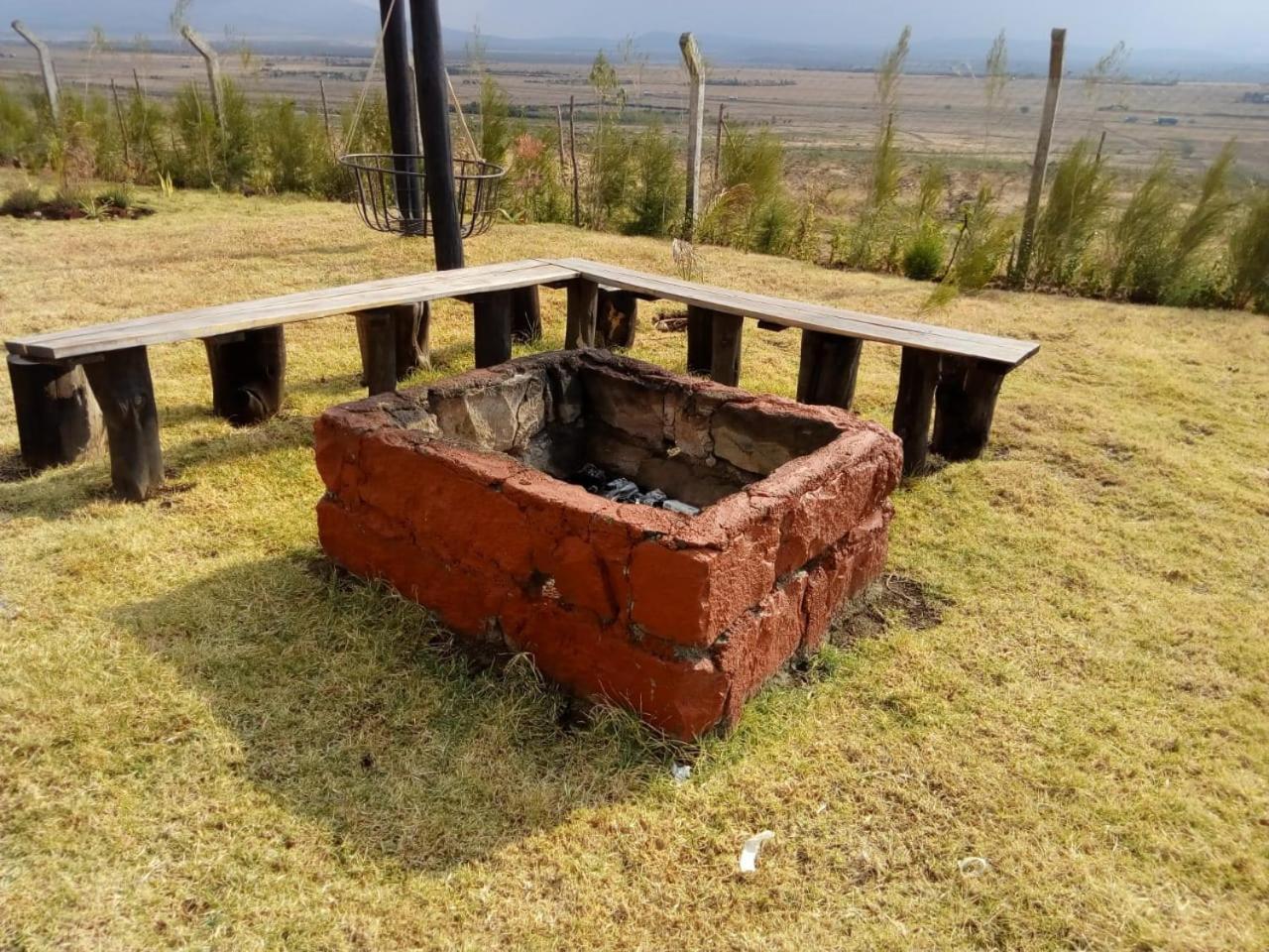 Villa Ole Munyak-4 Bed House On The Hill Naivasha Esterno foto