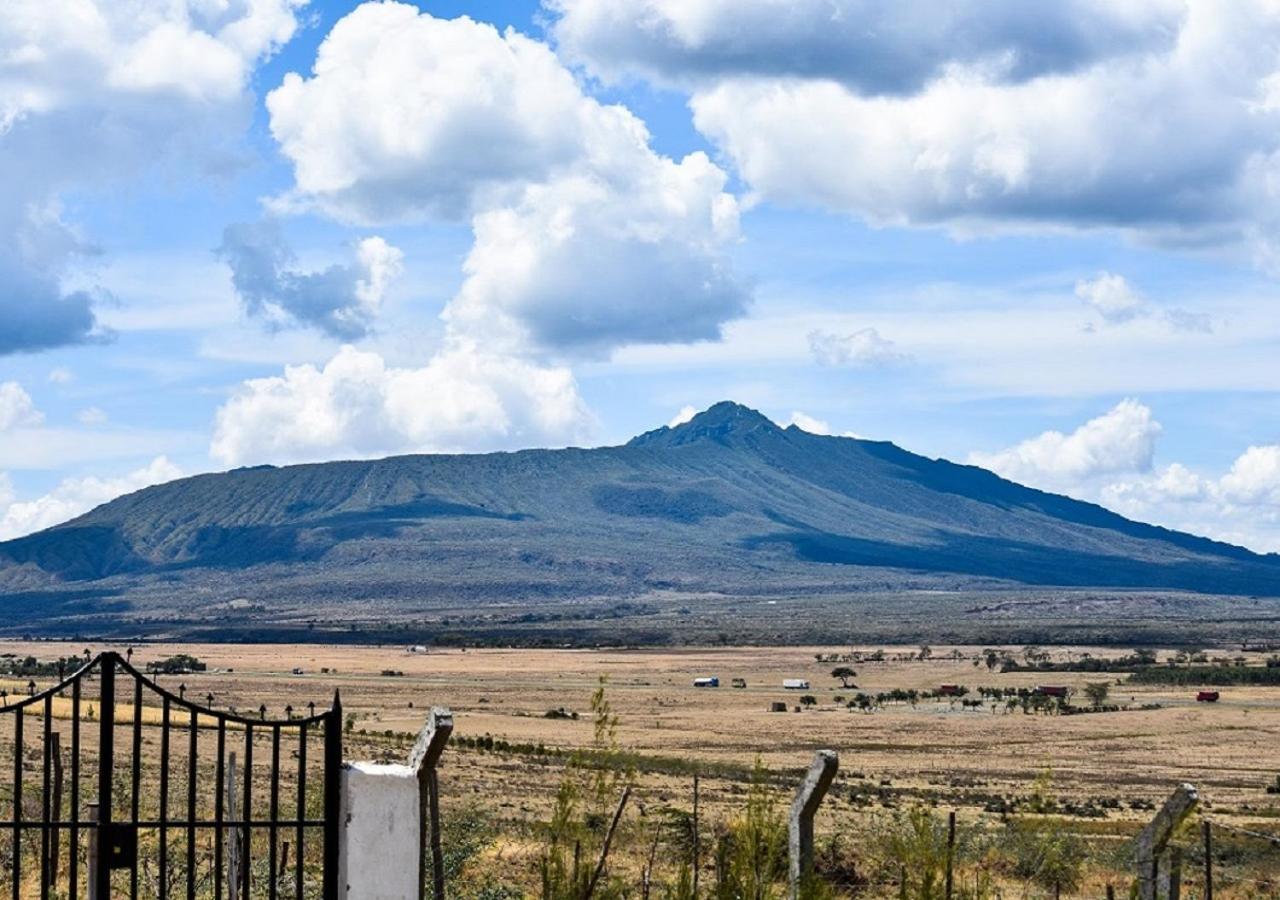 Villa Ole Munyak-4 Bed House On The Hill Naivasha Esterno foto